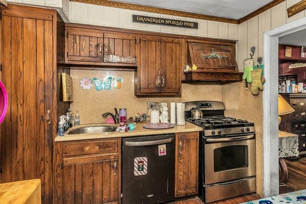 Interior, Kitchen, Stainless Steel Appliances