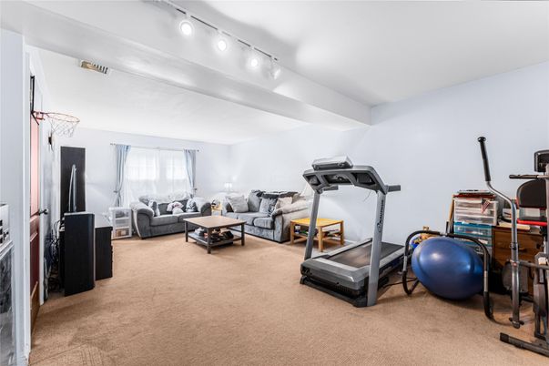 Fitness Equipment, Interior, Living room