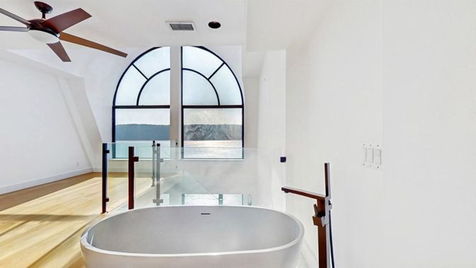 Bathroom, Free Standing Baths, Interior