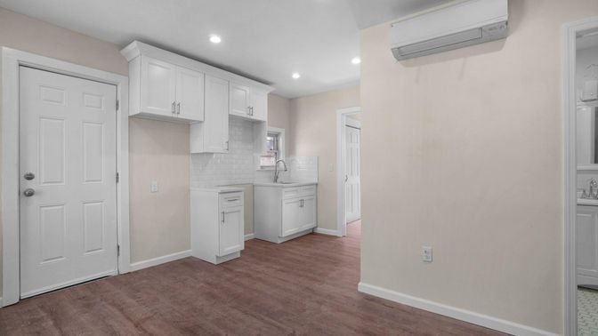 Interior, Kitchen, Recessed Lighting, Wood Texture Flooring