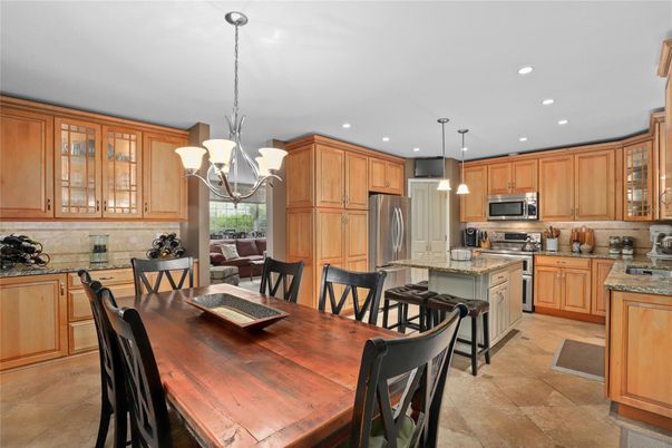 Dining room, Interior, Kitchen, Pendant Lights, Recessed Lighting, Stainless Steel Appliances