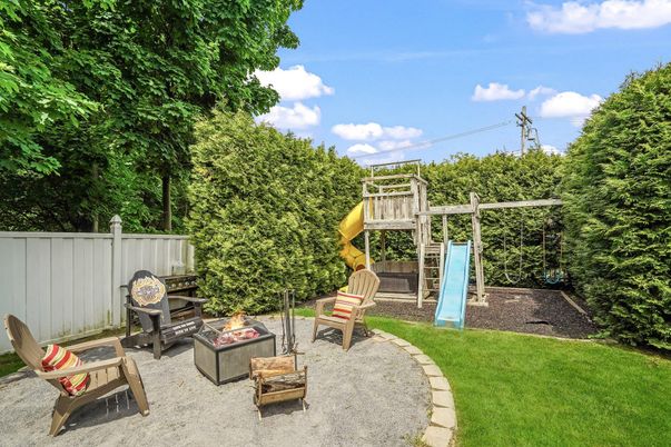 Backyard, Exterior, Playground