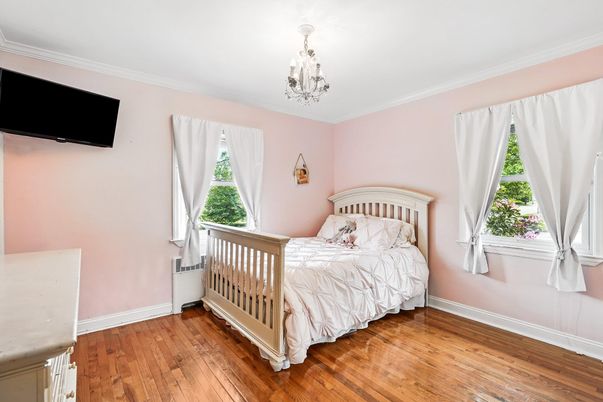 Bedroom, Chandelier, Interior, Wood Texture Flooring