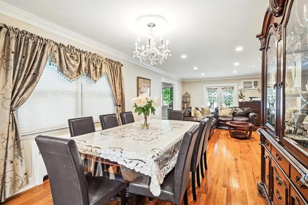 Chandelier, Dining room, Interior, Living room, Recessed Lighting, Wood Texture Flooring