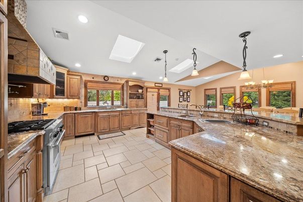 Dining room, Interior, Kitchen, Pendant Lights, Recessed Lighting