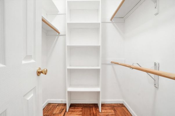 Interior, Walk-in Closets, Wood Texture Flooring