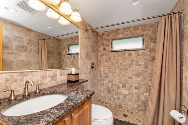 Bathroom, Interior, Recessed Lighting