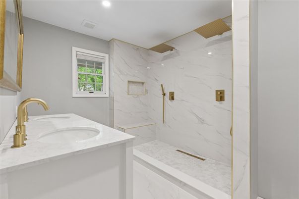 Bathroom, Interior, Marble Walls, Recessed Lighting
