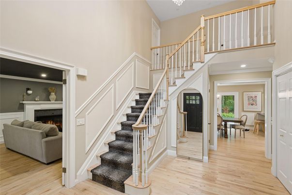 Dining room, Fireplace, Interior, Recessed Lighting, Wood Texture Flooring