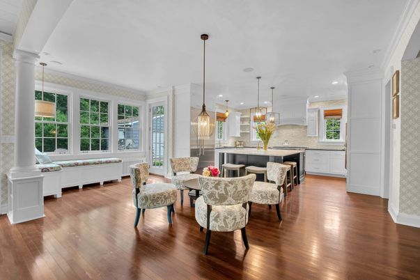 Dining room, Interior, Kitchen, Pendant Lights, Recessed Lighting, Wood Texture Flooring