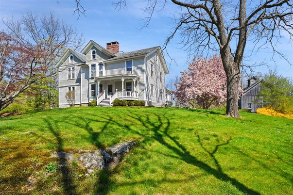Backyard, Exterior, Facade, Queen Anne Victorian