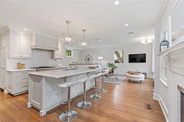 Interior, Kitchen, Living room, Pendant Lights, Recessed Lighting, Stainless Steel Appliances, Wood Texture Flooring
