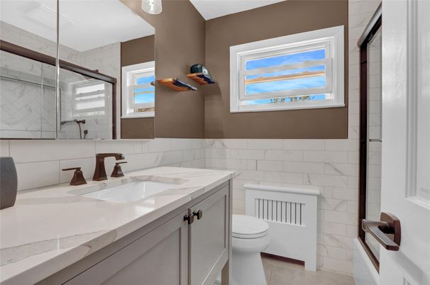 Bathroom, Interior, Marble Walls