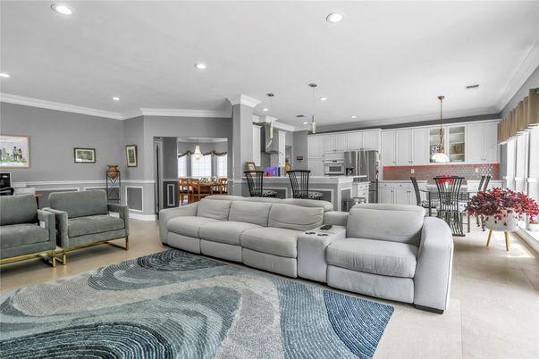 Dining room, Interior, Kitchen, Living room, Pendant Lights, Recessed Lighting, Stainless Steel Appliances