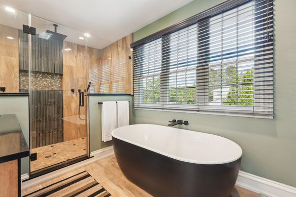 Bathroom, Free Standing Baths, Glass Shower, Interior, Recessed Lighting, Wood Texture Flooring