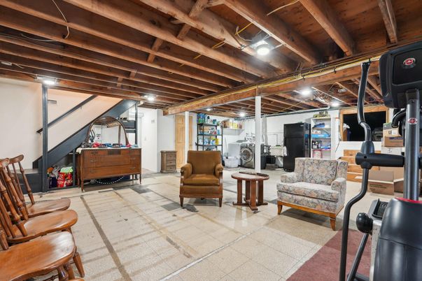 Fitness Equipment, Interior, Wooden Beams, Wooden Ceilings