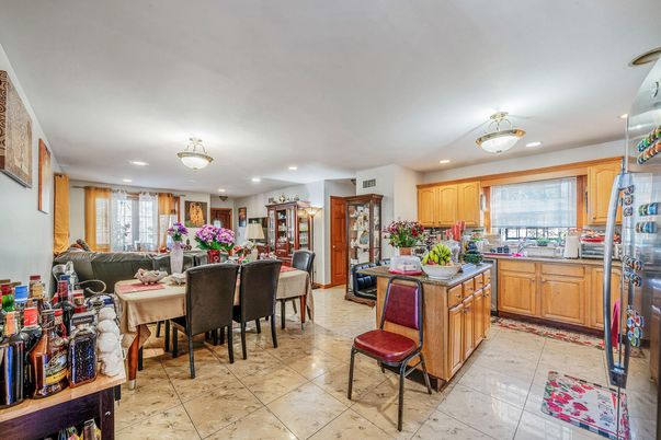 Dining room, Interior, Kitchen, Living room, Recessed Lighting