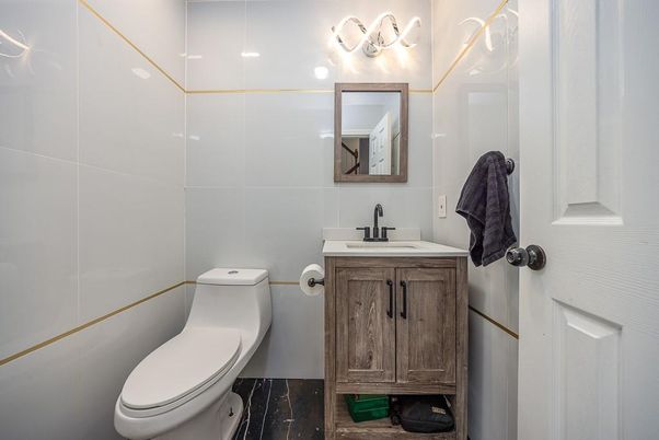 Bathroom, Interior