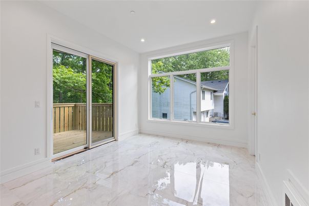 Empty room, Interior, Marble, Recessed Lighting