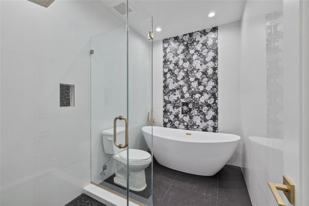 Bathroom, Free Standing Baths, Glass Shower, Interior, Recessed Lighting