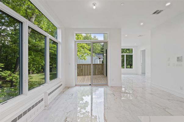 Empty room, Interior, Marble, Recessed Lighting, Sun Room