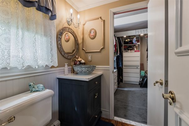 Bathroom, Interior, Walk-in Closets, Wood Texture Flooring
