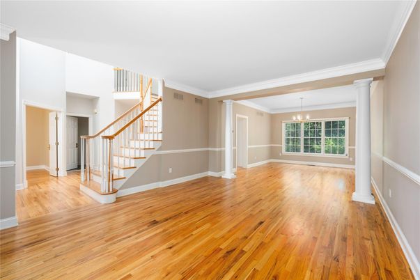 Empty room, Interior, Pendant Lights, Wood Texture Flooring