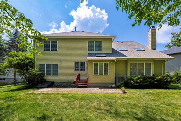 Backyard, Exterior, Facade, Split Level