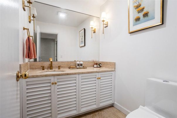 Bathroom, Dual Sink Vanities, Interior