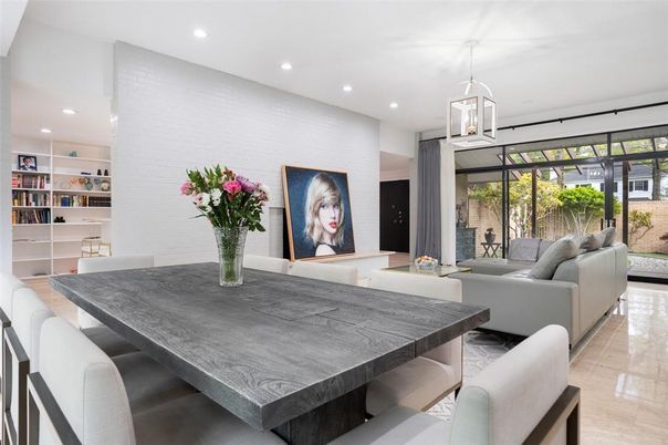 Dining room, Interior, Living room, Pendant Lights, Recessed Lighting