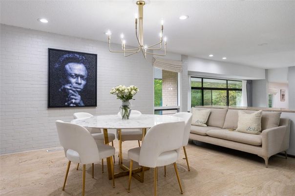 Chandelier, Dining room, Interior, Living room, Recessed Lighting, Stone Walls