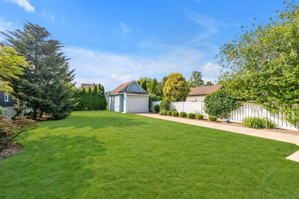 Backyard, Detached Garage, Exterior