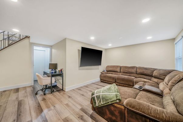Home Office, Interior, Living room, Recessed Lighting, Wood Texture Flooring