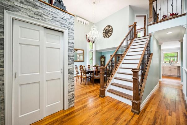 Chandelier, Dining room, Interior, Recessed Lighting, Wood Texture Flooring