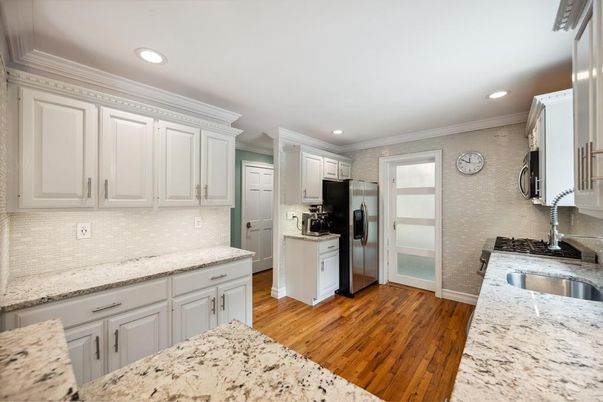 Interior, Kitchen, Recessed Lighting, Wood Texture Flooring