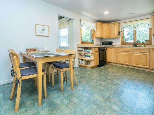 Dining room, Interior, Kitchen, Recessed Lighting