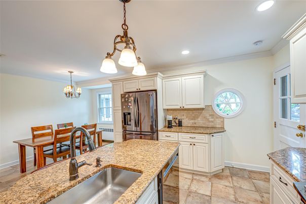 Chandelier, Dining room, Interior, Kitchen, Pendant Lights, Recessed Lighting