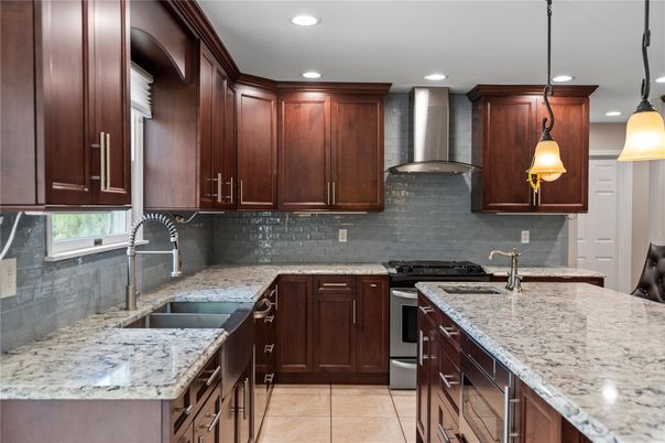 Interior, Kitchen, Pendant Lights, Recessed Lighting, Stainless Steel Appliances