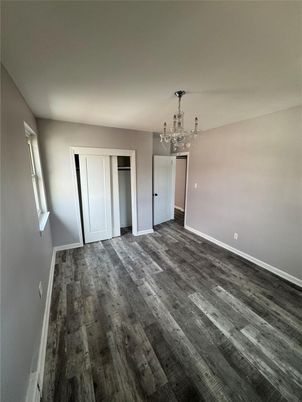 Chandelier, Empty room, Interior, Wood Texture Flooring