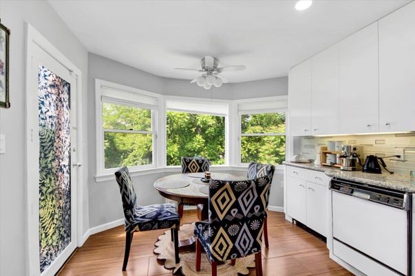 Dining room, Interior, Kitchen, Recessed Lighting, Wood Texture Flooring
