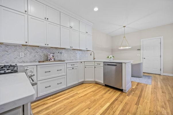Interior, Kitchen, Pendant Lights, Recessed Lighting, Wood Texture Flooring