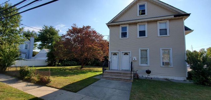 Exterior, Facade, Georgian