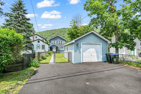 Backyard, Detached Garage, Exterior