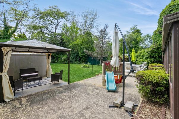 Backyard, Exterior, Playground