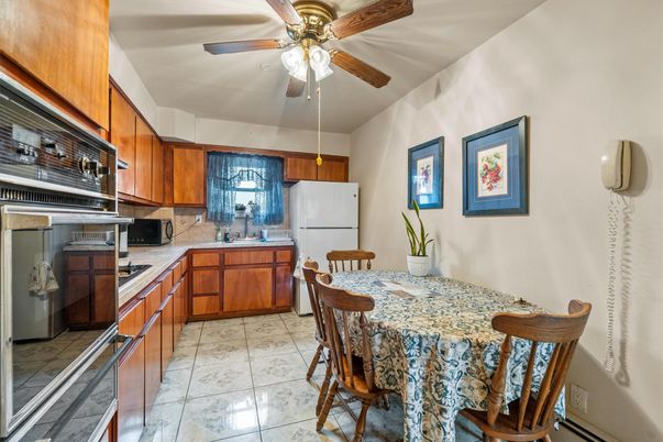 Dining room, Interior, Kitchen, Marble