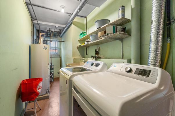 Interior, Washer