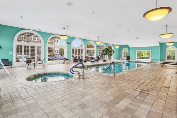 Interior, Pendant Lights, Pool