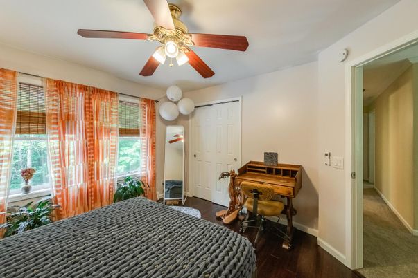 Bedroom, Home Office, Interior, Wood Texture Flooring