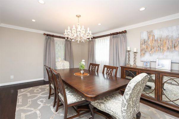 Chandelier, Dining room, Interior, Recessed Lighting, Wood Texture Flooring