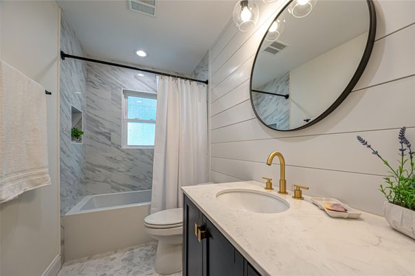 Bathroom, Interior, Marble Walls, Recessed Lighting